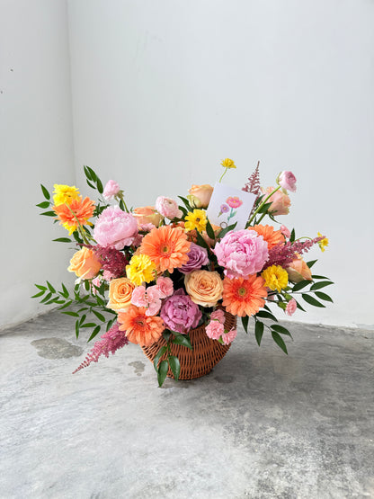 Golden Glow | Flower Basket